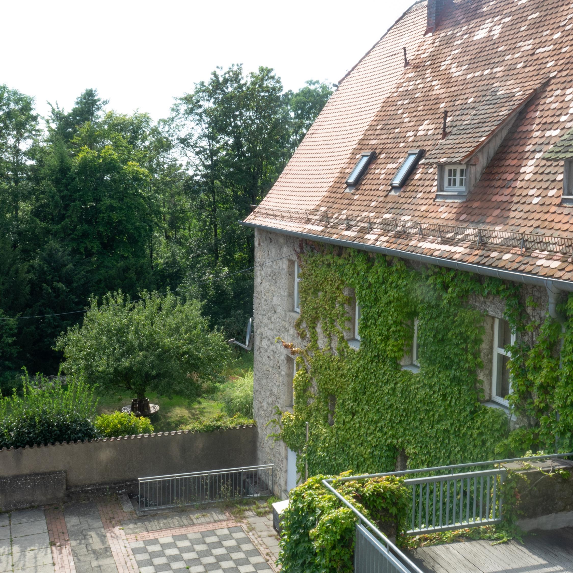 Aussicht aus einem Fenster der Burg