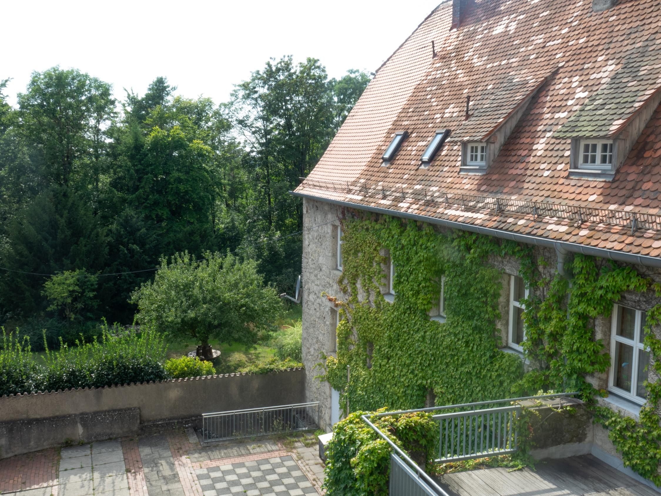 Aussicht aus einem Fenster der Burg