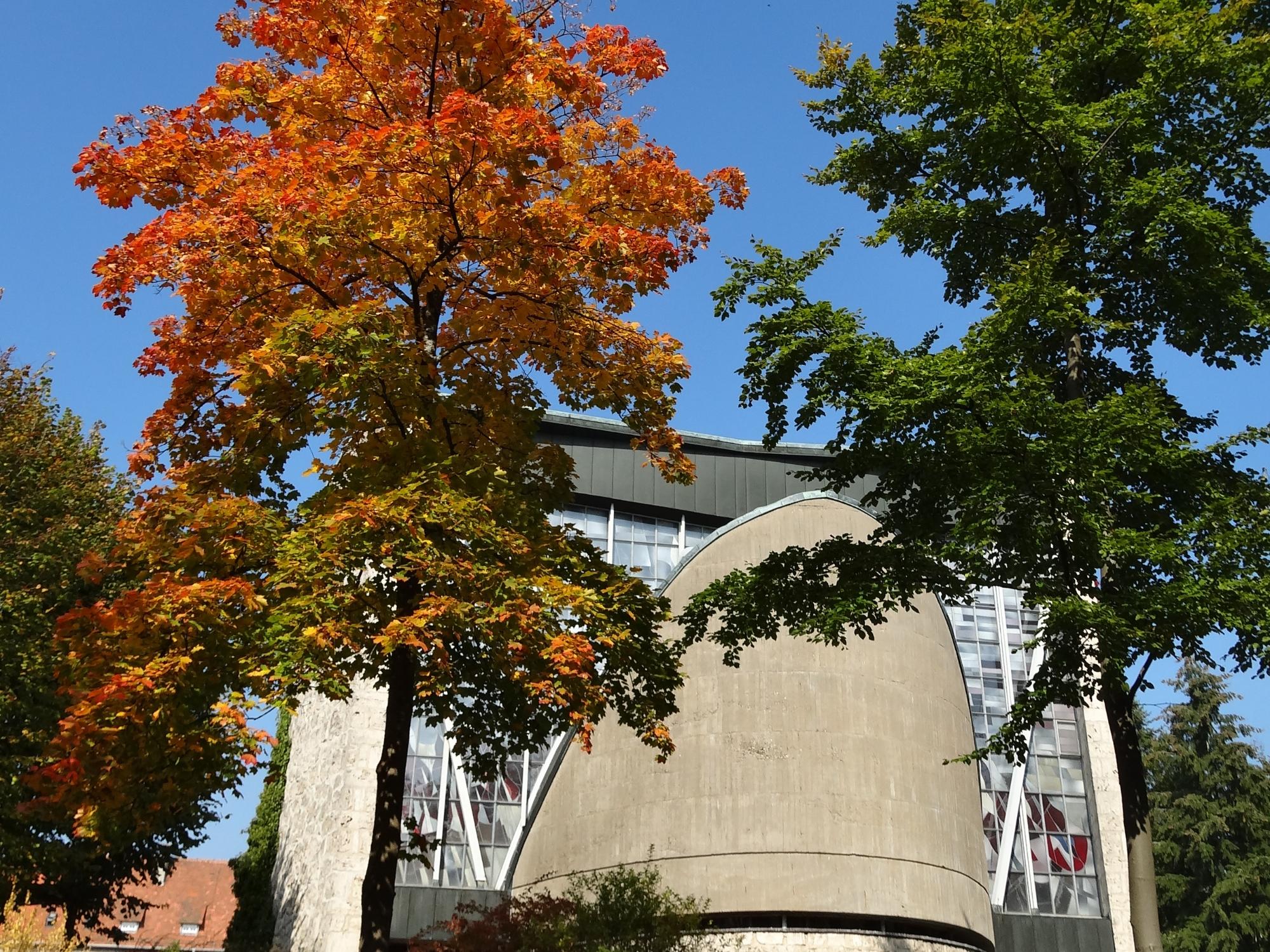 Außenblick auf die Kirchen