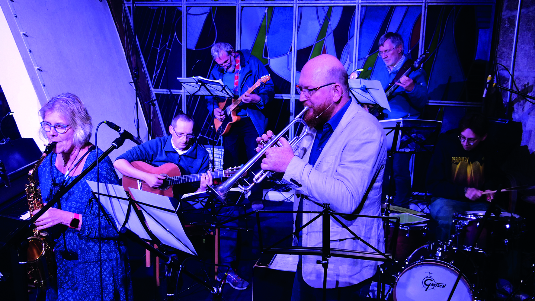 Band beim Spielen in der Oberkirche