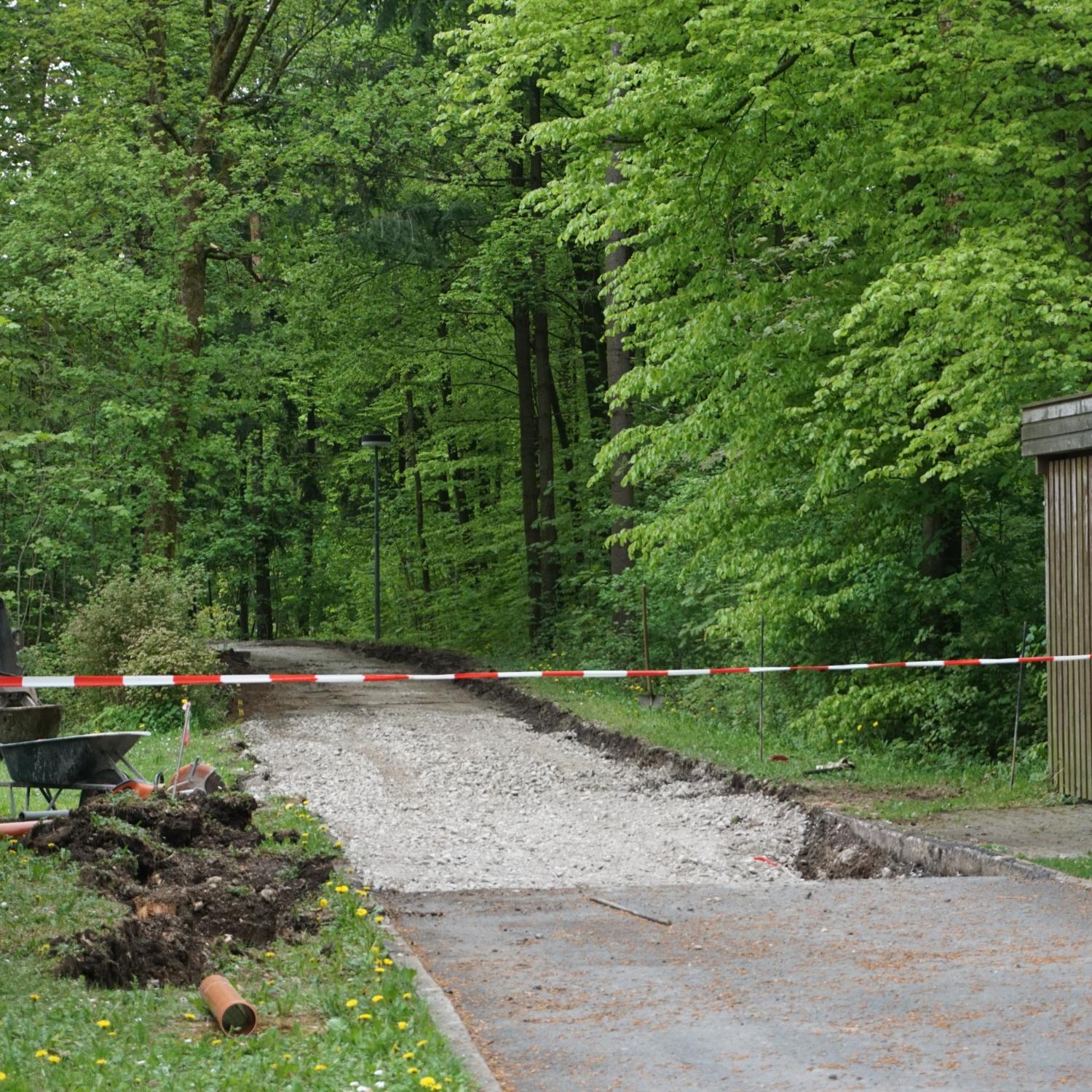 BAUARBEITEN--STRASSE--STRASSENARBEITEN--WEG