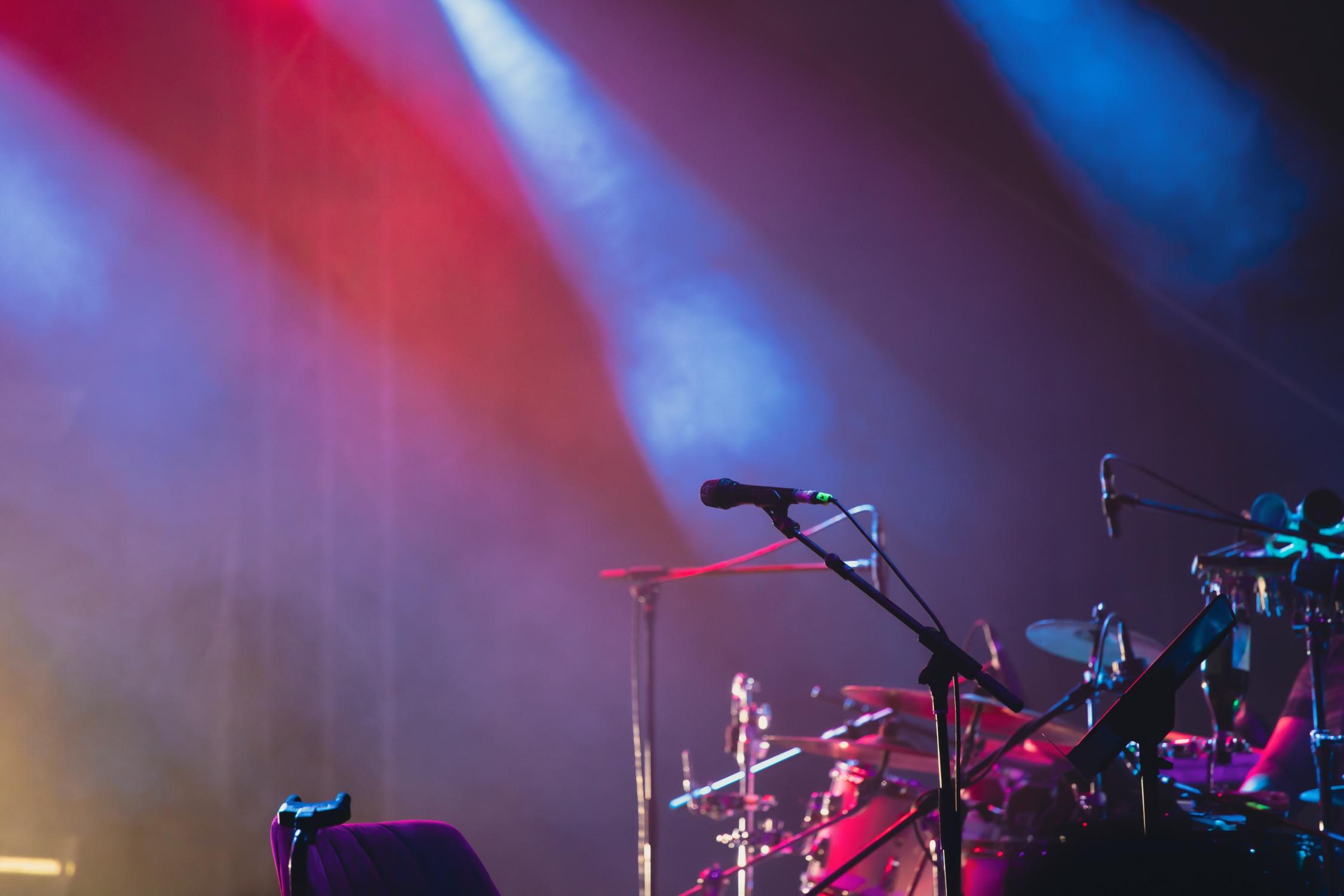 Bunte Bühnenbeleuchtung