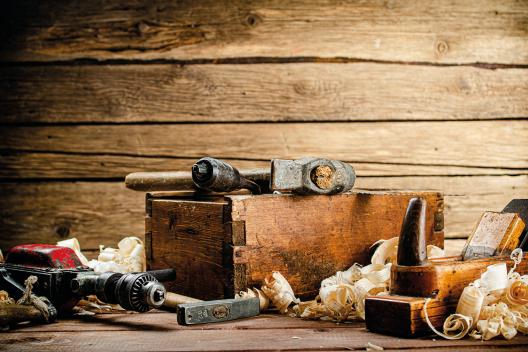 Verschiedene Arbeitsgeräte